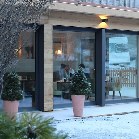 Welschen Szálloda 4*